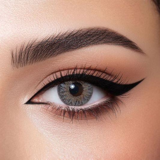 Bella Natural colored contact lens on eye