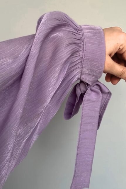 Lavender foil crinkle kimono abaya by Nimah Wear Pakistan